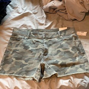 Maurices Camo shorts